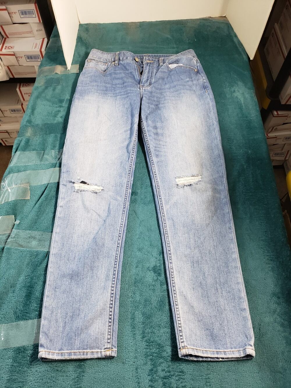 White House Black Market Jeans Size 4 Women Blue Pants Mid Rise Boyfriend